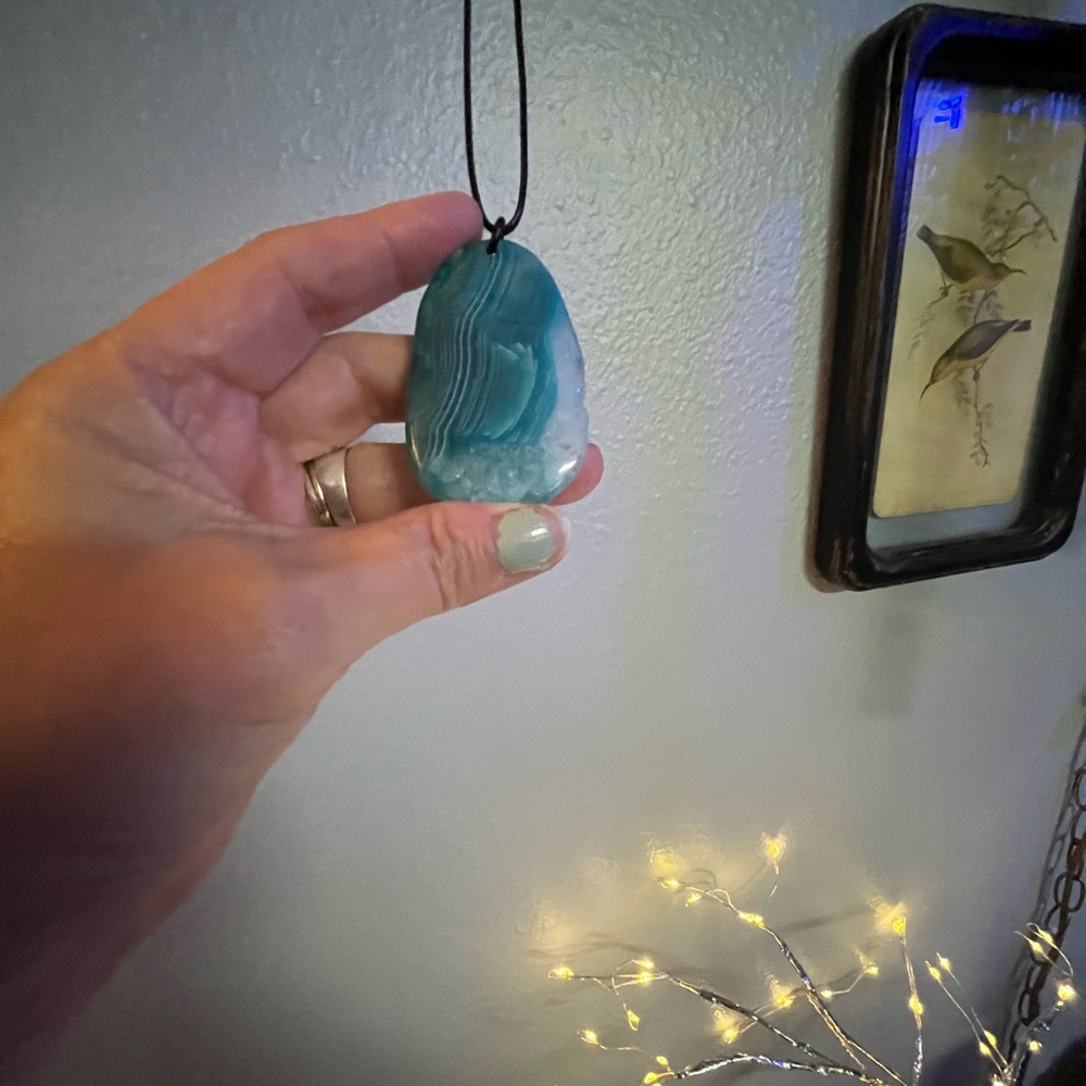 - Stunning Blue Agate Pendant Necklace